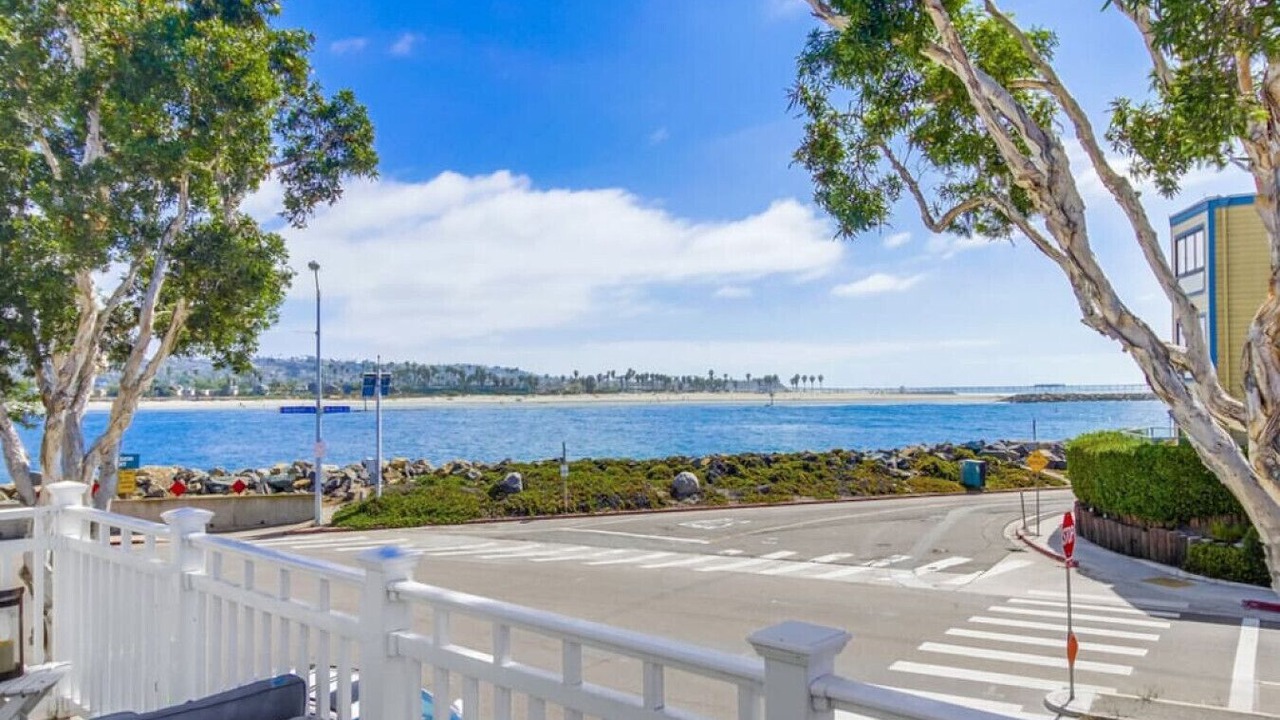 Photo of Patio Balcony in South Mission Beach