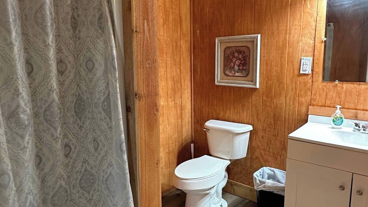 Photo of Bathroom in Minden