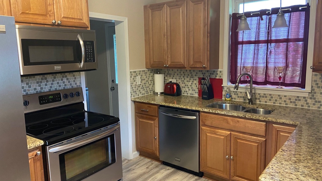 Photo of Kitchen in Oak Ridge