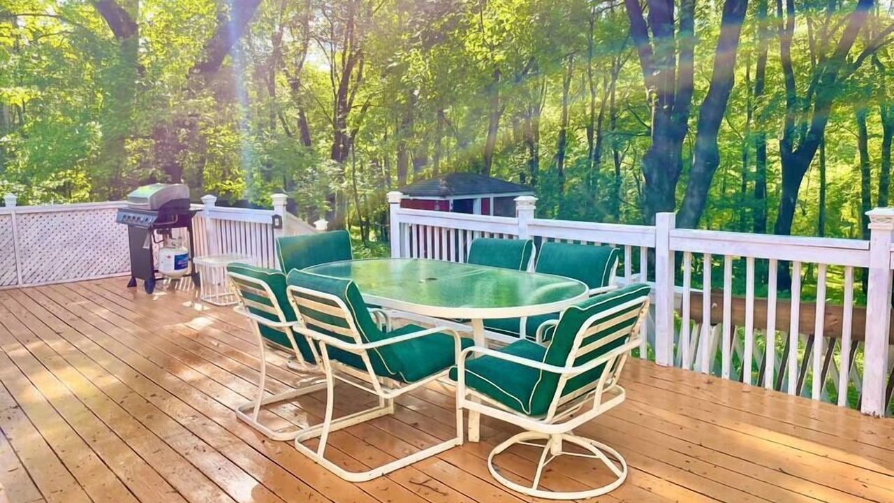 Photo of Others in Montague