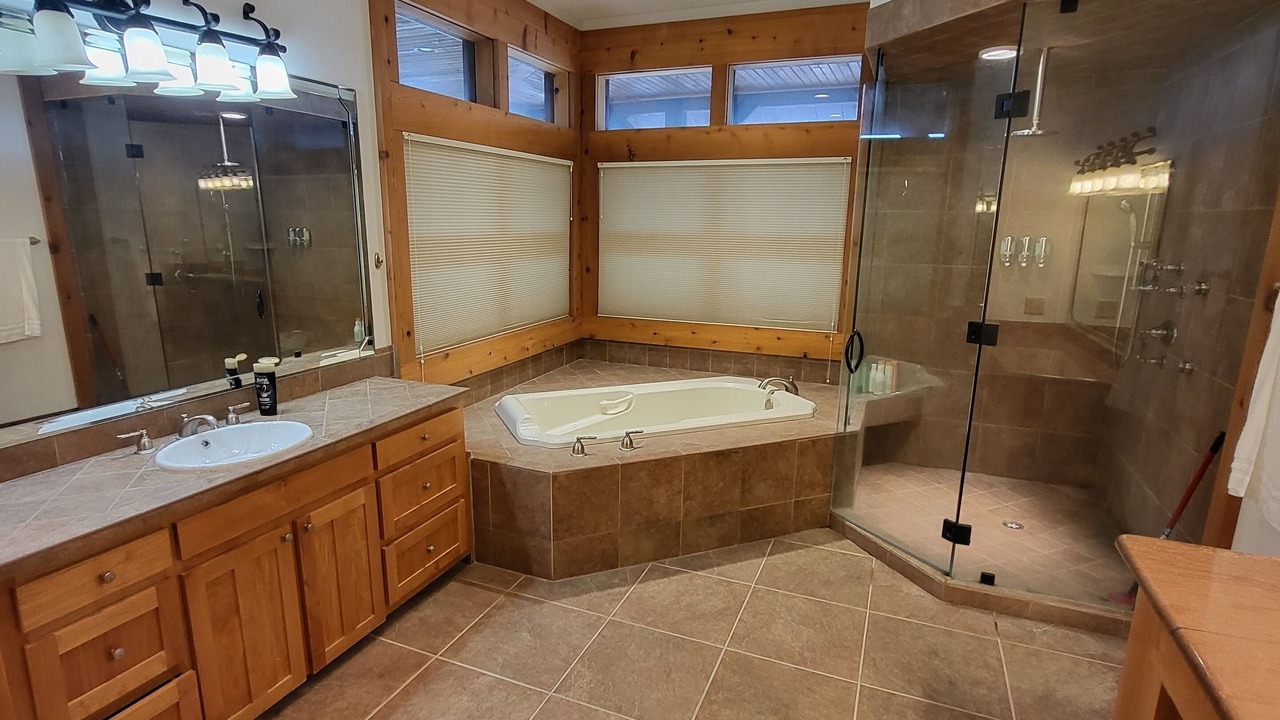 Photo of Bathroom in Elmaton