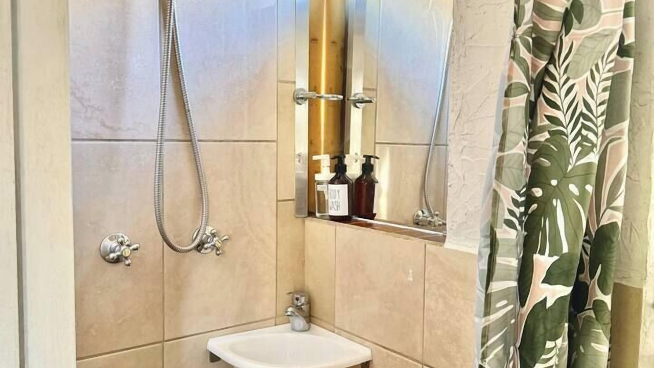 Photo of Others in Springwood