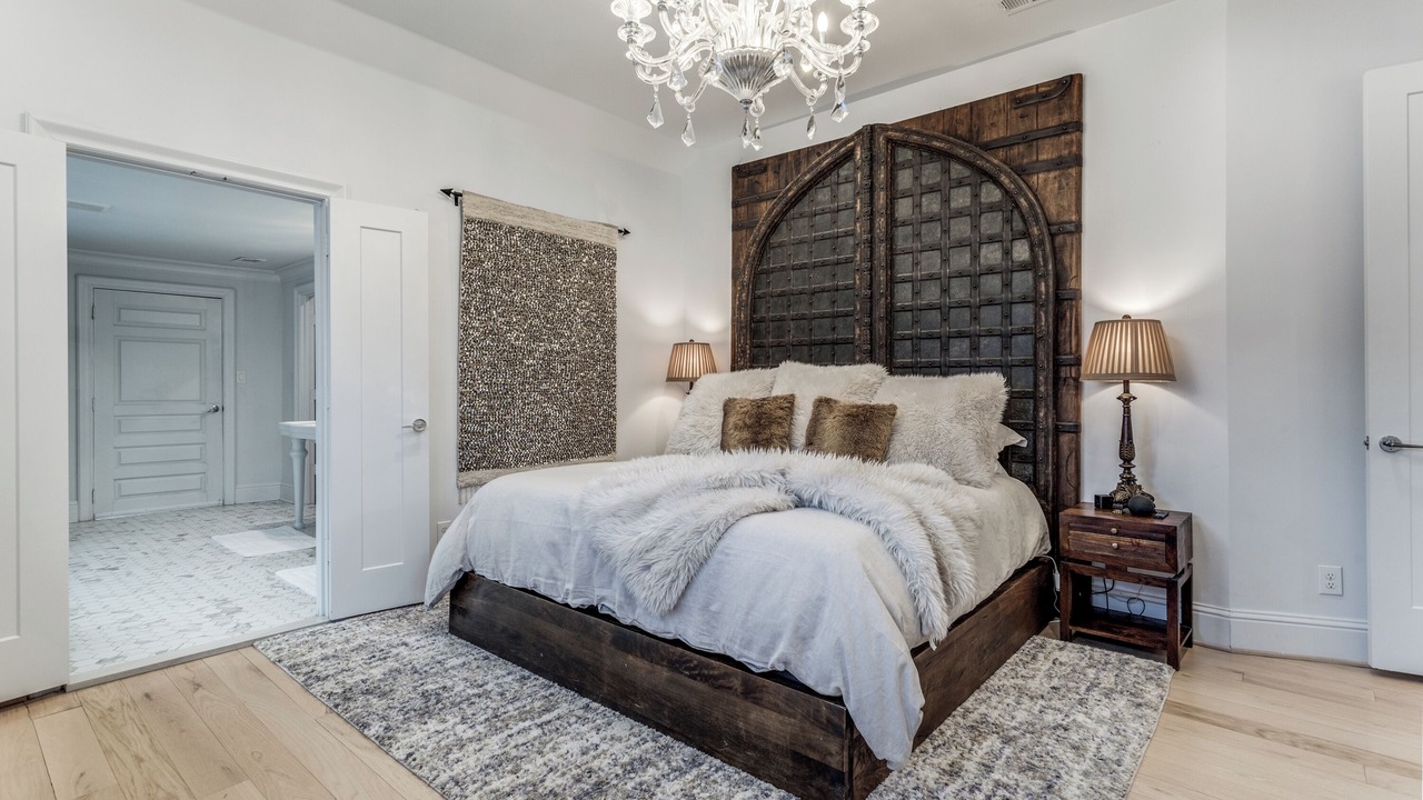 Photo of Bedroom in Uptown