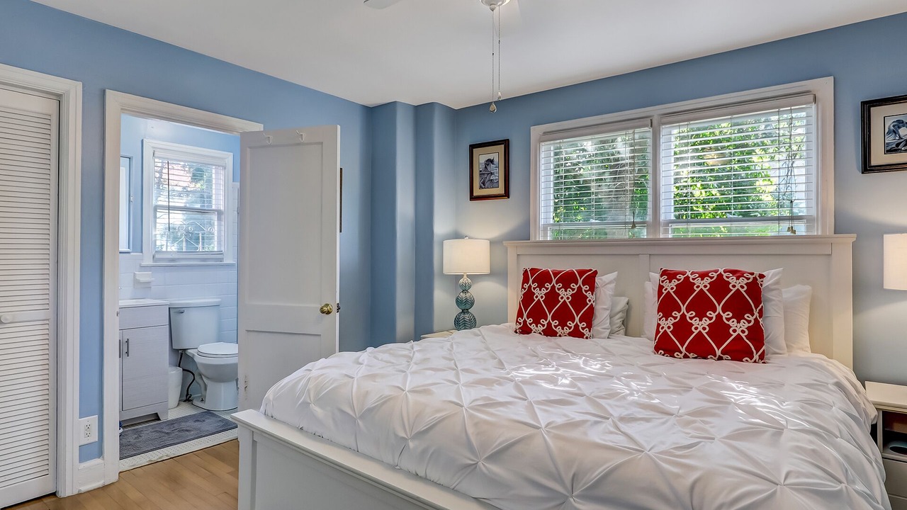 Photo of Bedroom in Thomas Square