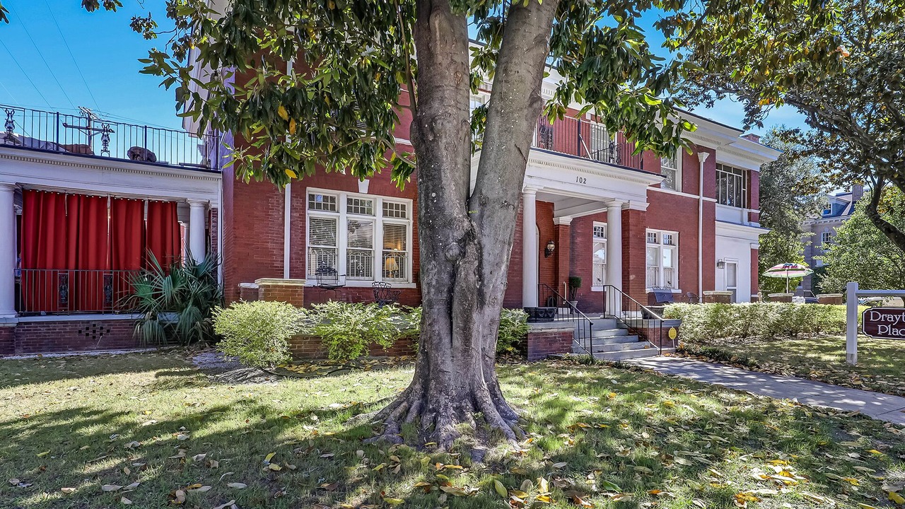 Photo of Outdoor in Thomas Square