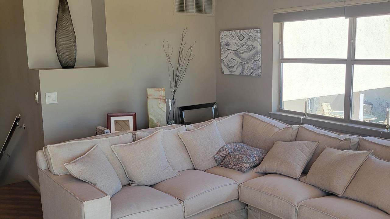 Photo of Livingroom in Northeast Heights