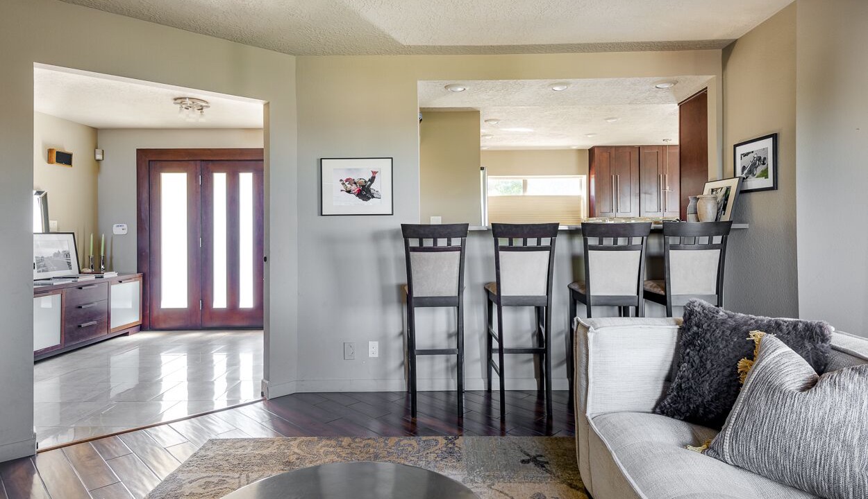 Photo of Livingroom in Northeast Heights