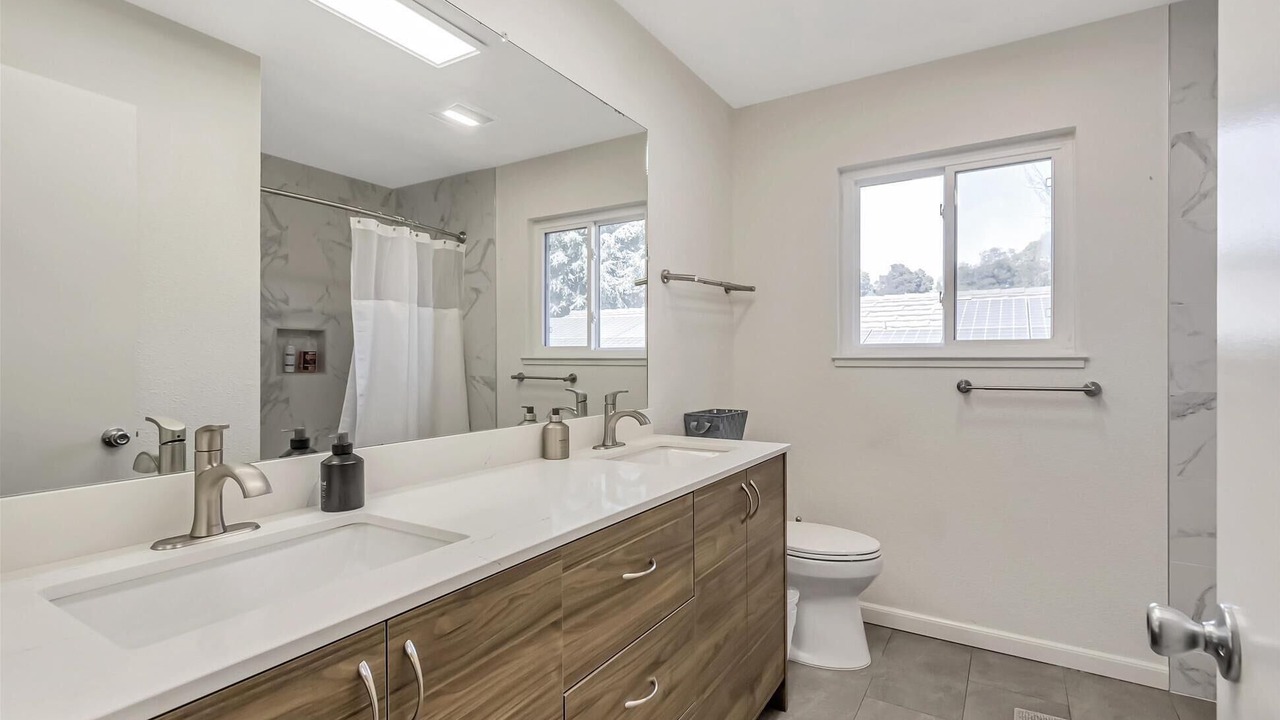 Photo of Bathroom in Berryessa