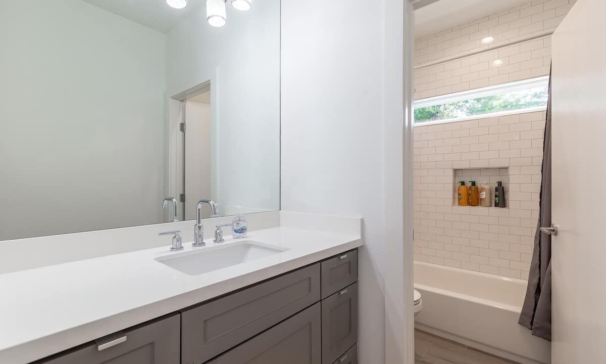 Photo of Bathroom in Lawndale/ Wayside