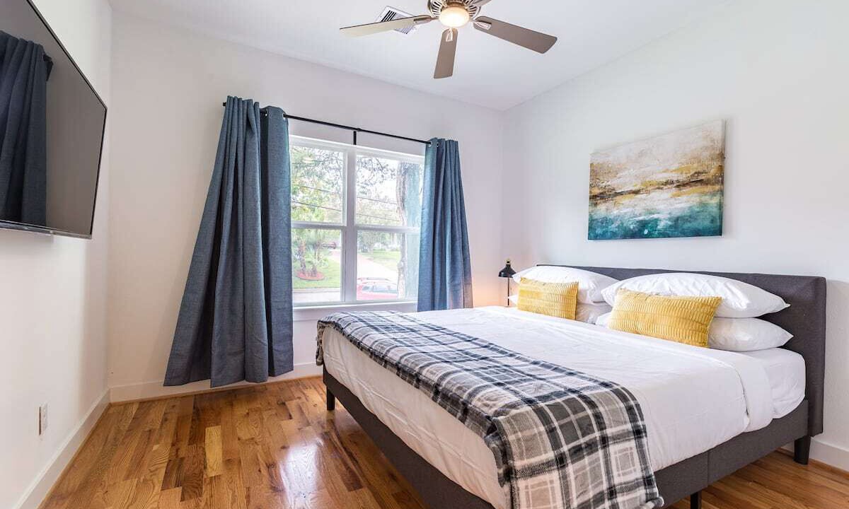 Photo of Bedroom in Lawndale/ Wayside