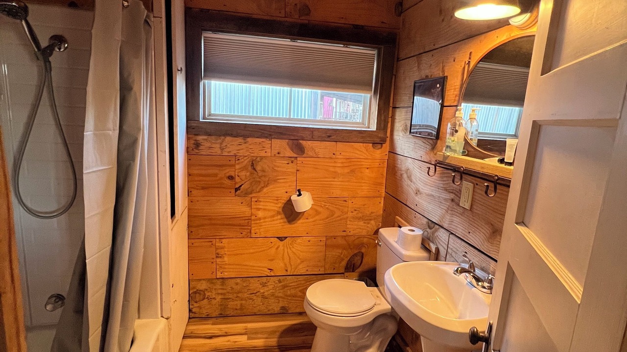Photo of Bathroom in Minden