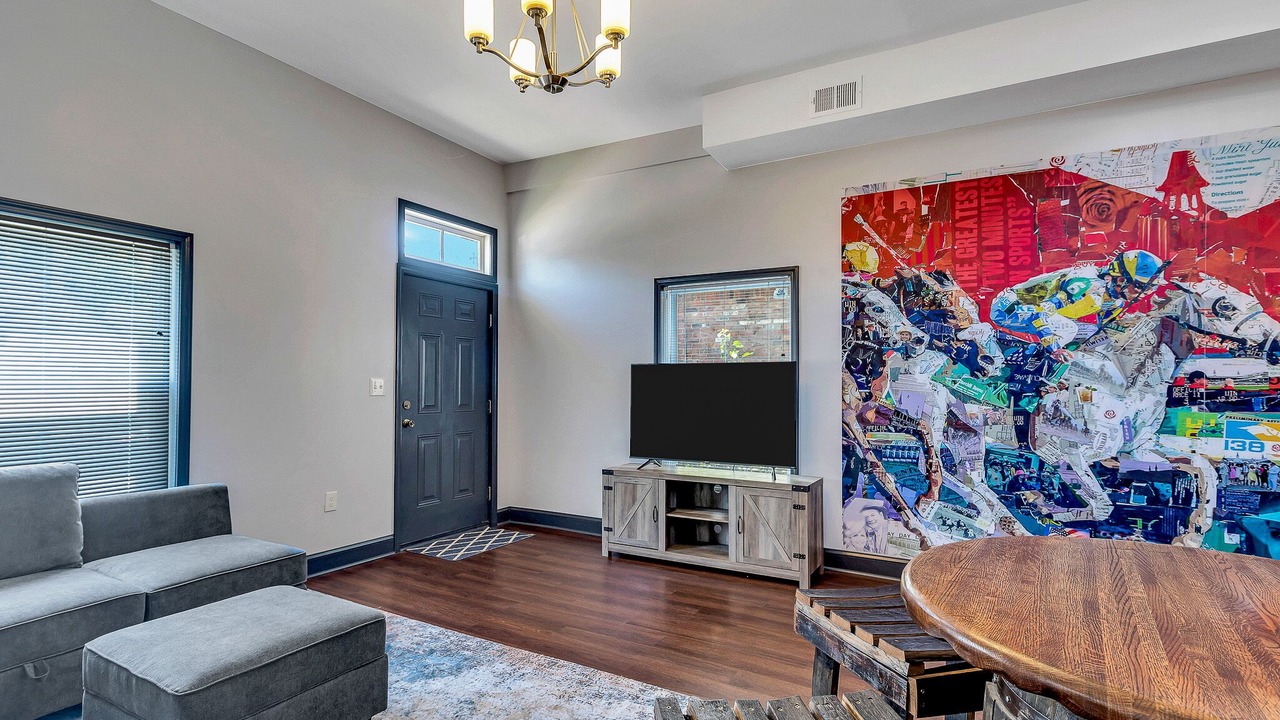 Photo of Livingroom in Shelby Park