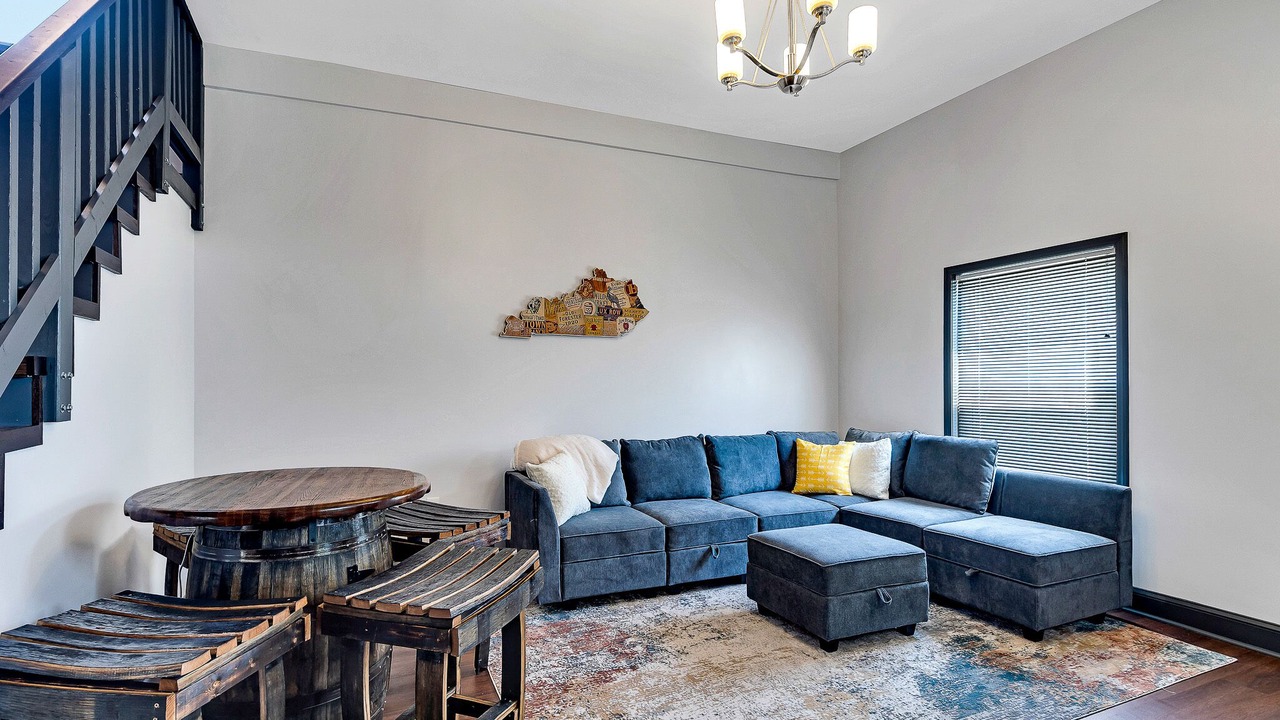 Photo of Livingroom in Shelby Park