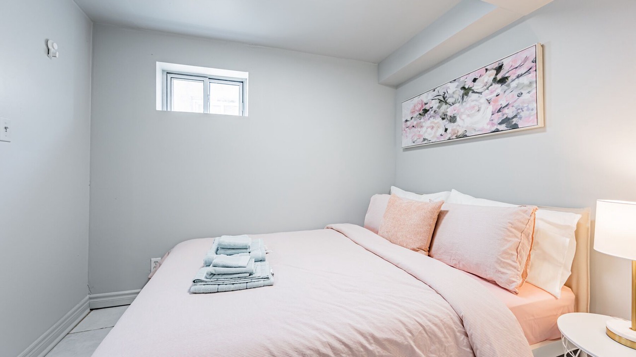 Photo of Bedroom in Rockcliffe - Smythe