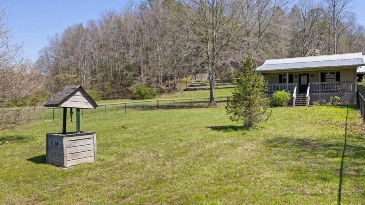 Photo of Outdoor in Pittman Center