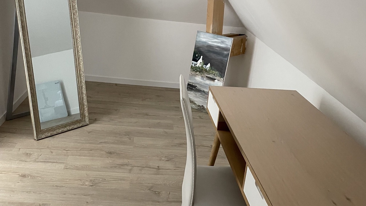 Photo of Others in Ferel