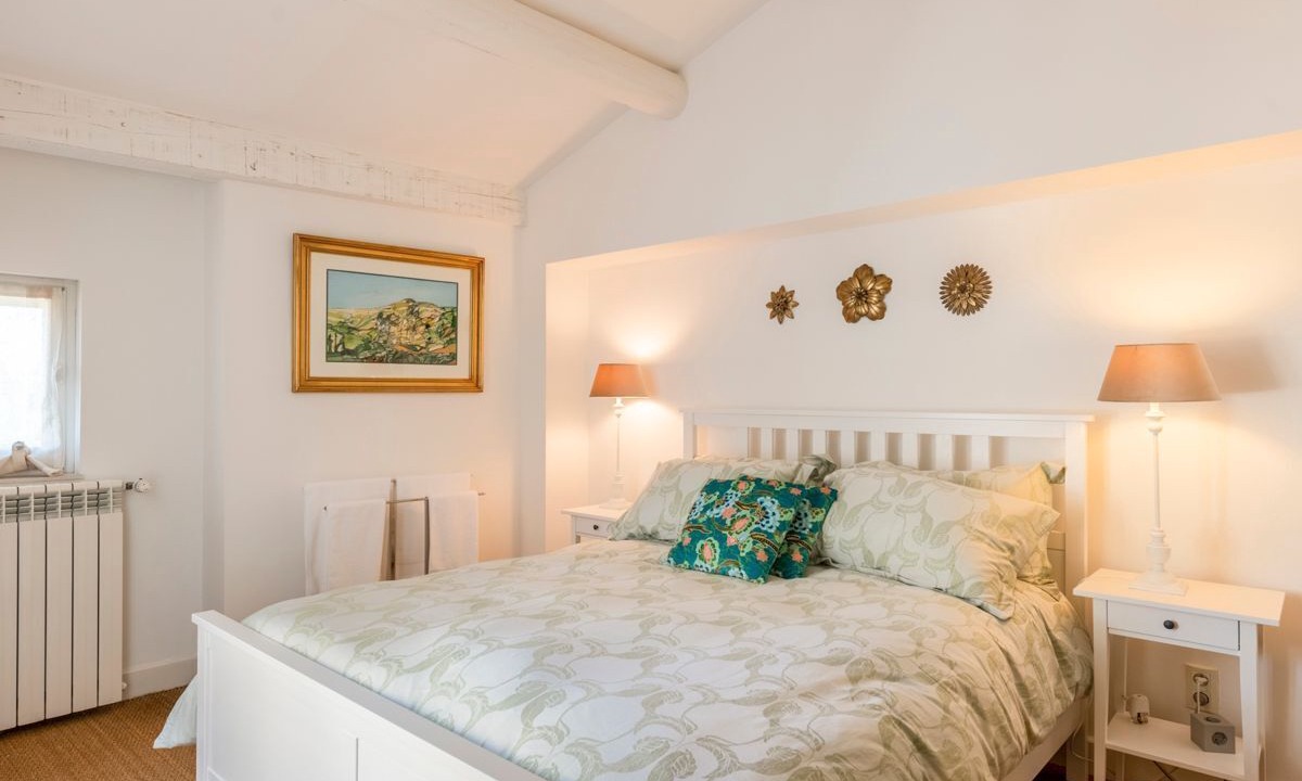 Photo of Others in Uzes