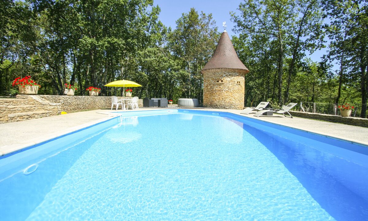 Photo of Outdoor in Sainte-Foy-de-Longas