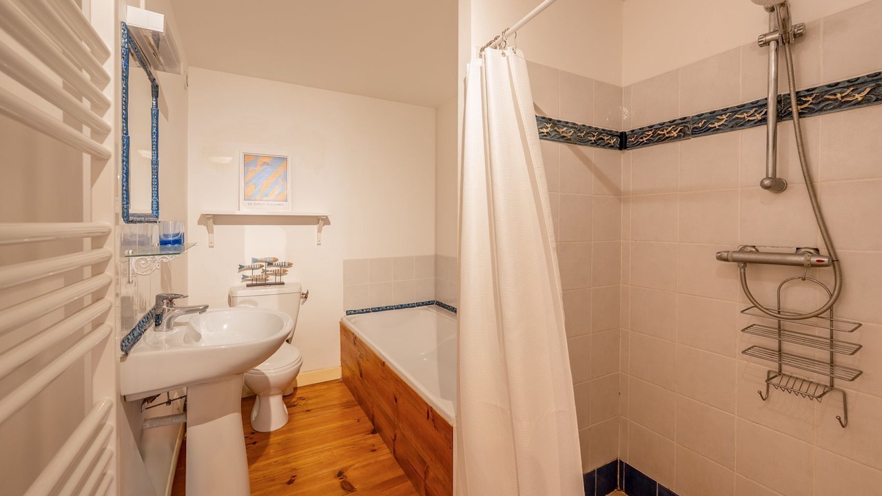 Photo of Bathroom in Laurac