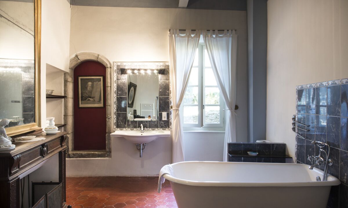 Photo of Bathroom in Cesseras