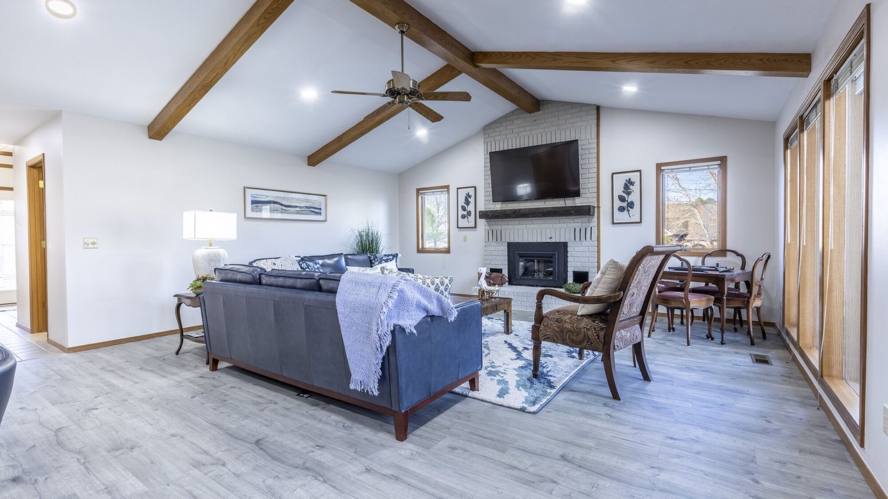 Photo of Livingroom in Bella Vista
