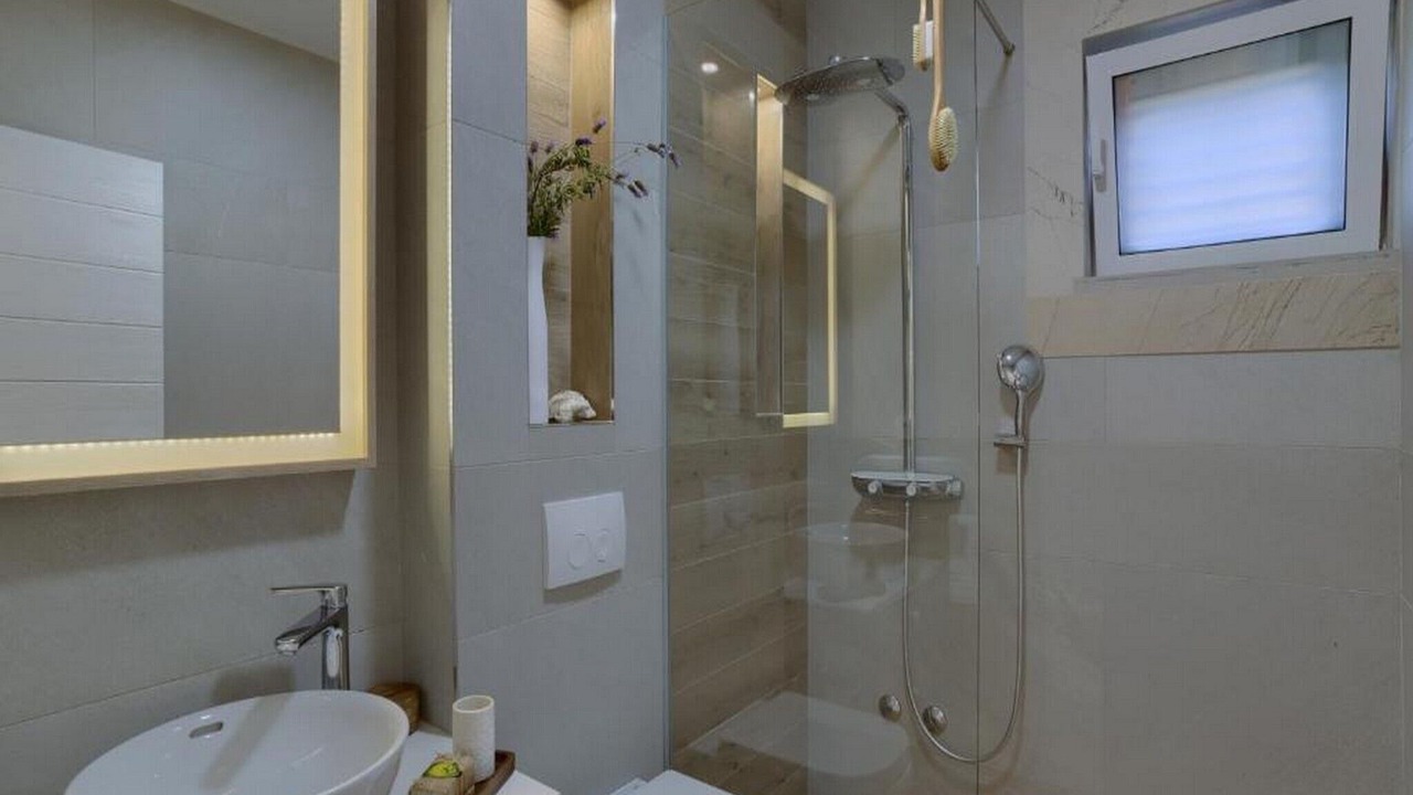 Photo of Bathroom in Loviste