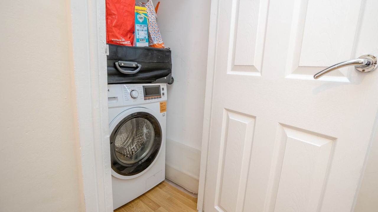 Photo of Others in Cradley