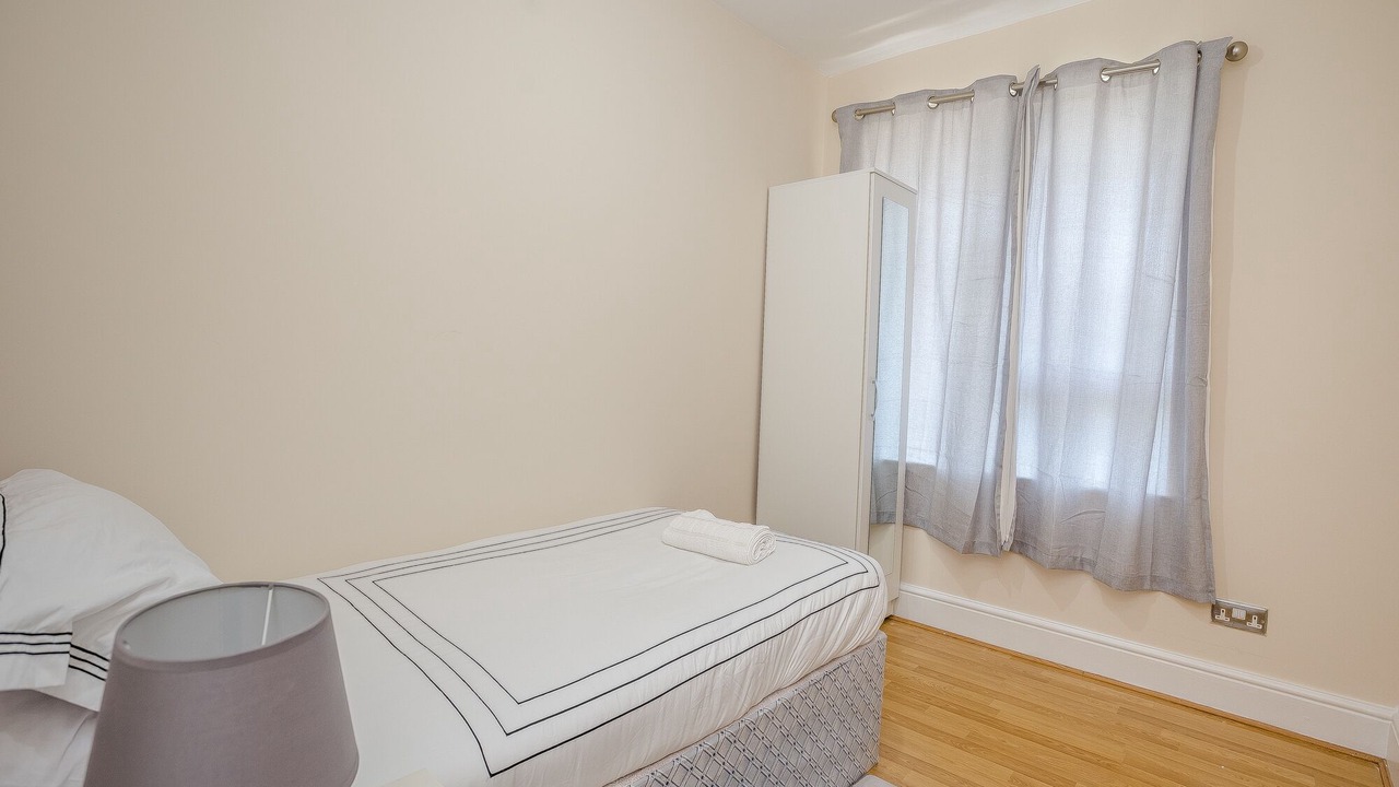 Photo of Bedroom in Cradley