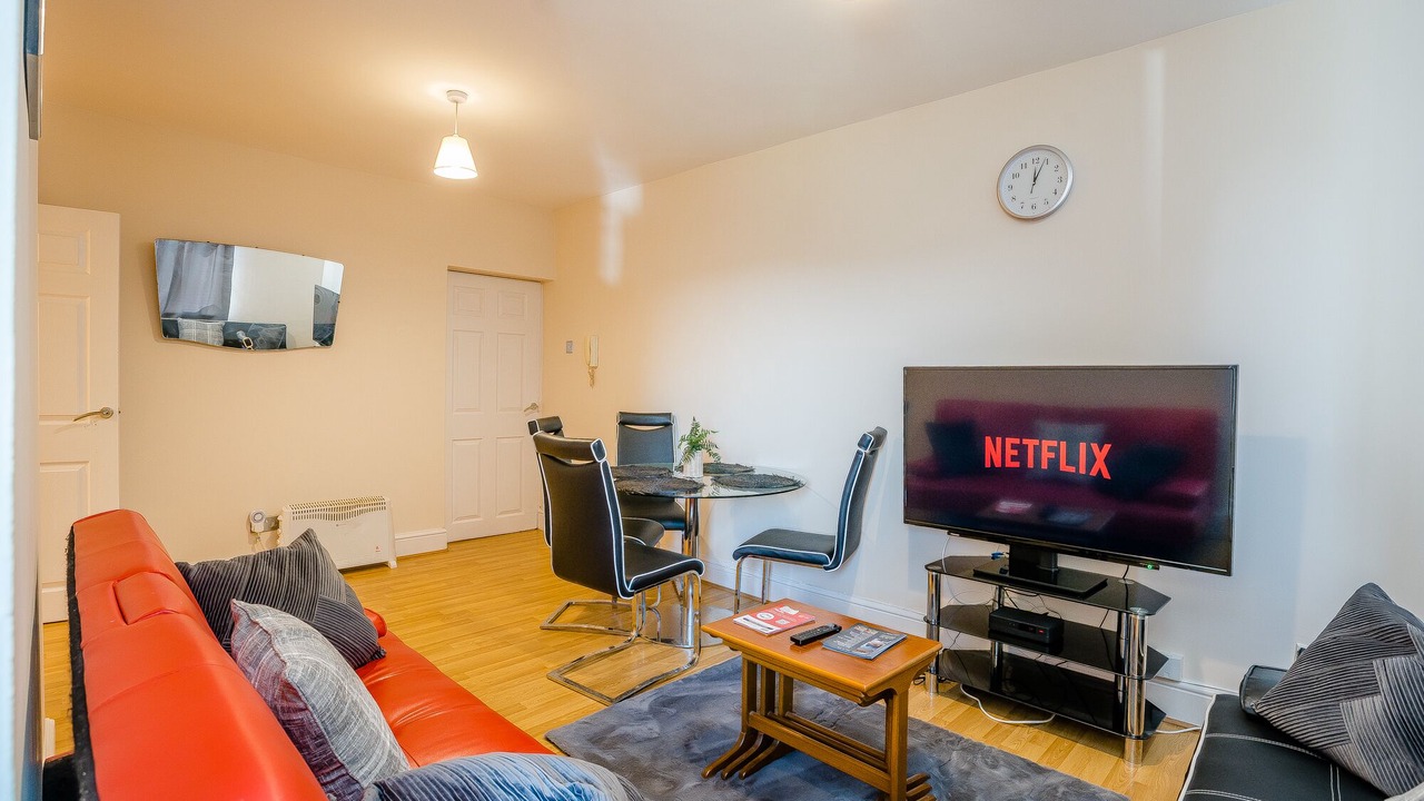 Photo of Livingroom in Cradley