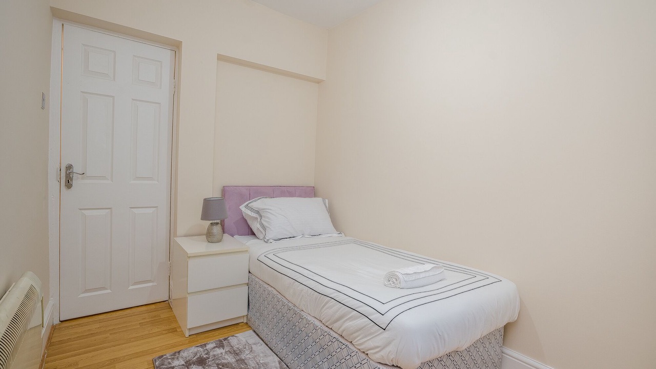 Photo of Bedroom in Cradley