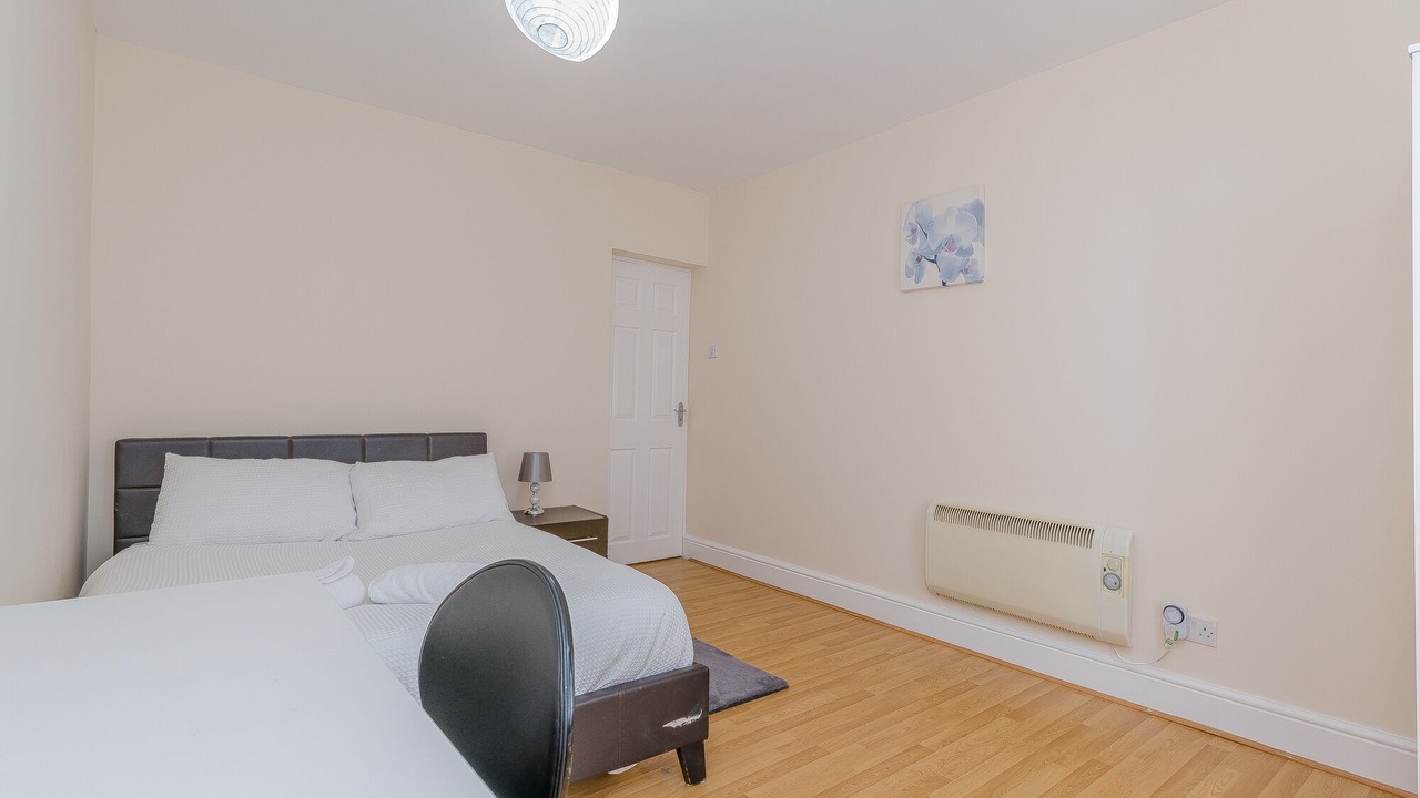 Photo of Bedroom in Cradley