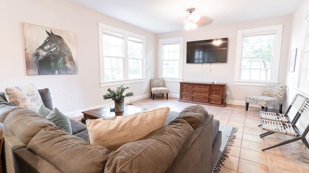 Photo of Bedroom in Montgomery