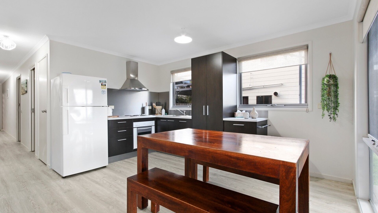 Photo of Kitchen in Lake Tyers Beach