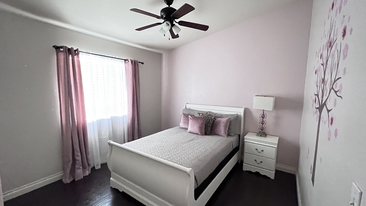 Photo of Bedroom in Silverado Ranch