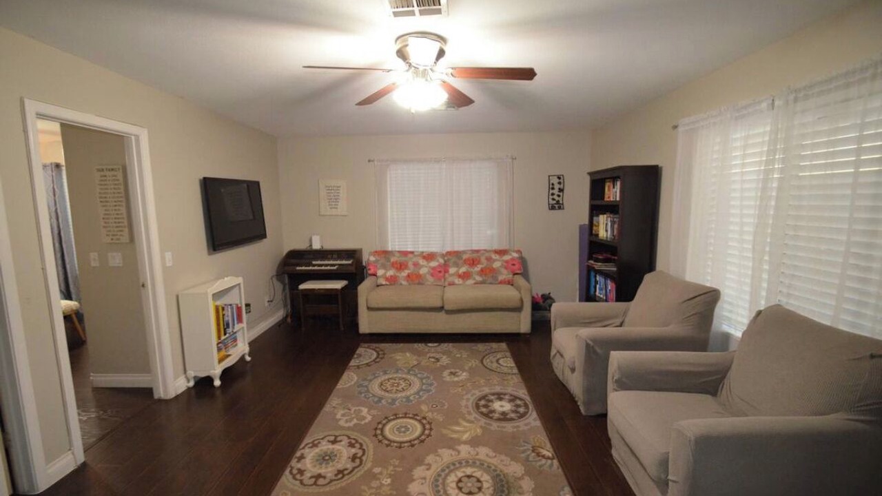 Photo of Livingroom in Silverado Ranch