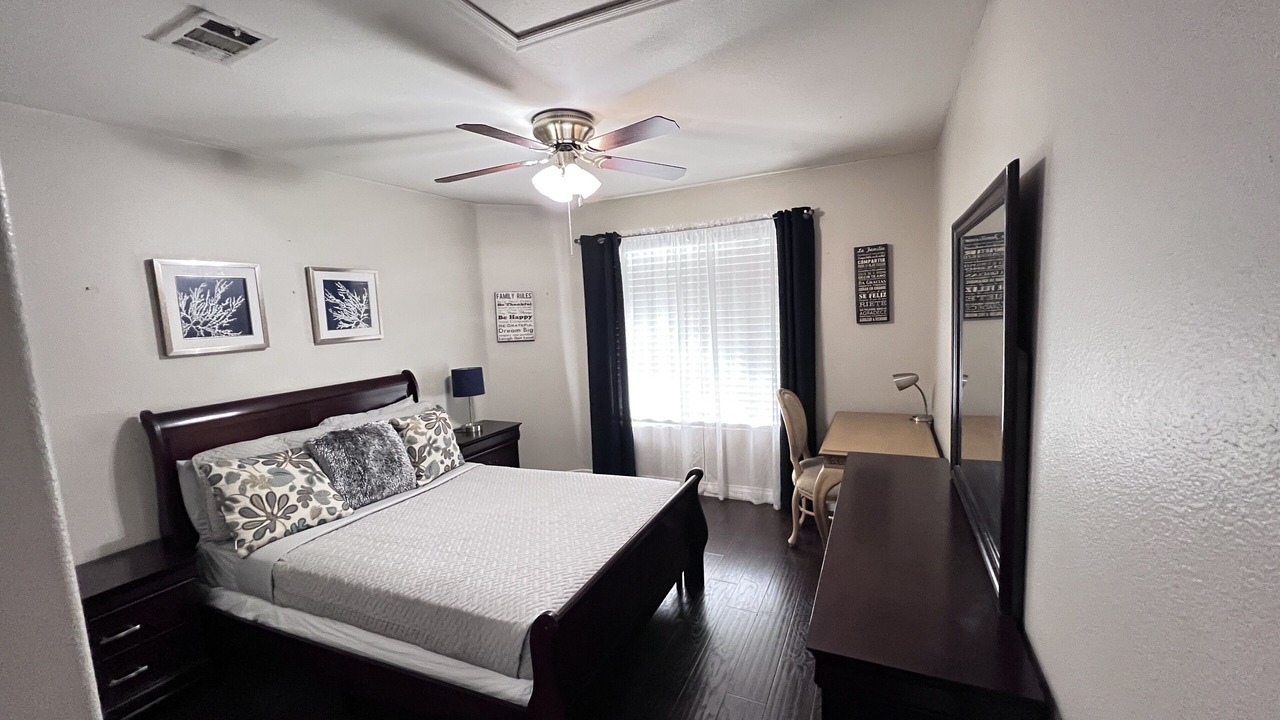 Photo of Bedroom in Silverado Ranch