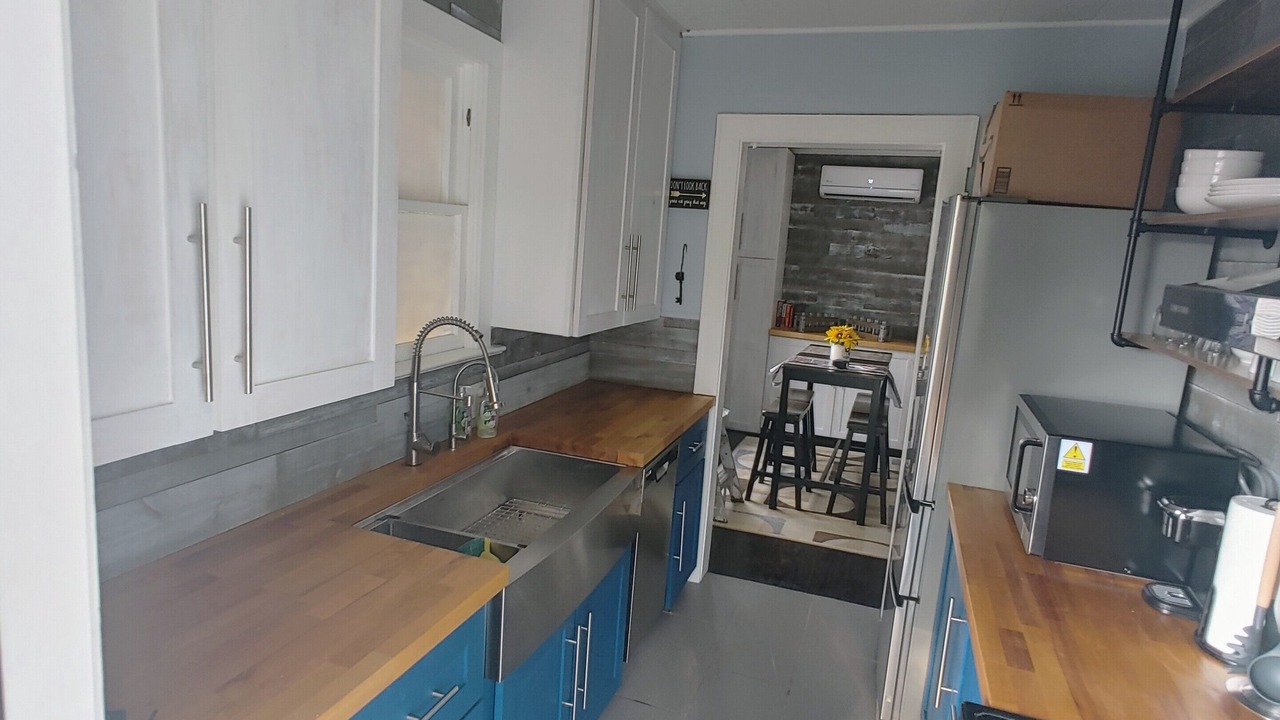 Photo of Kitchen in Highland Historic District