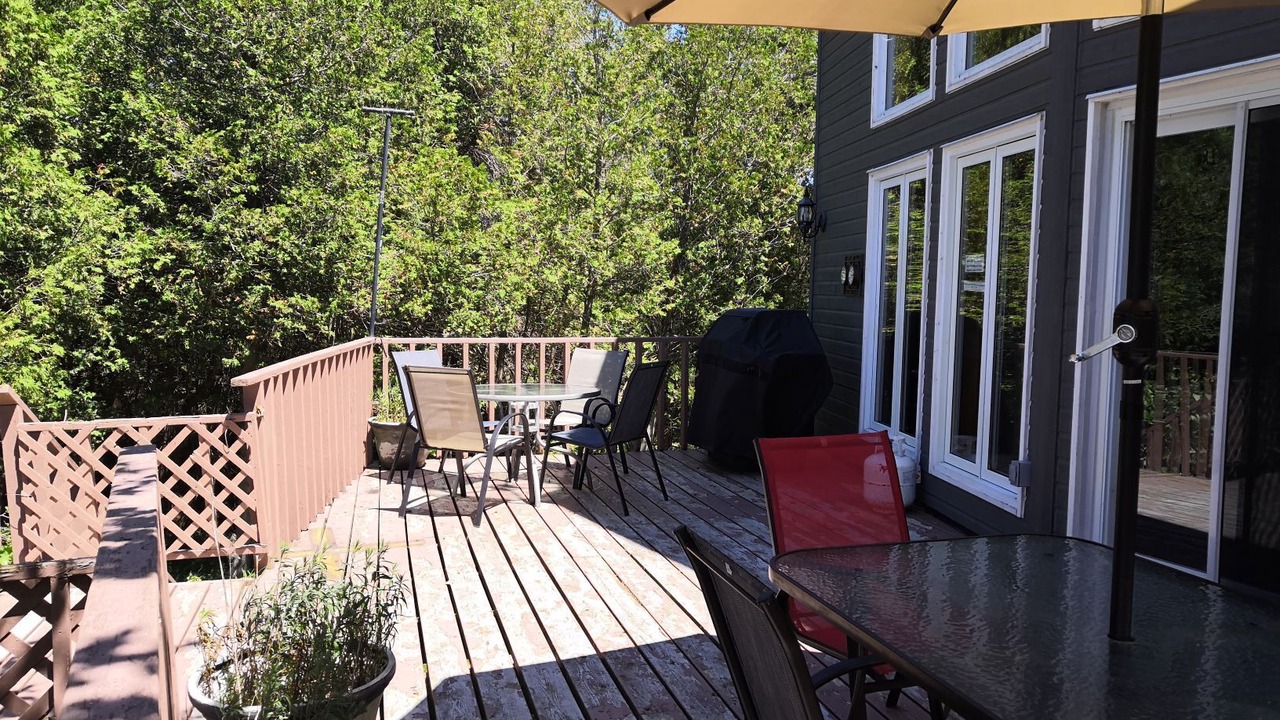 Photo of Outdoor in Colpoys Bay
