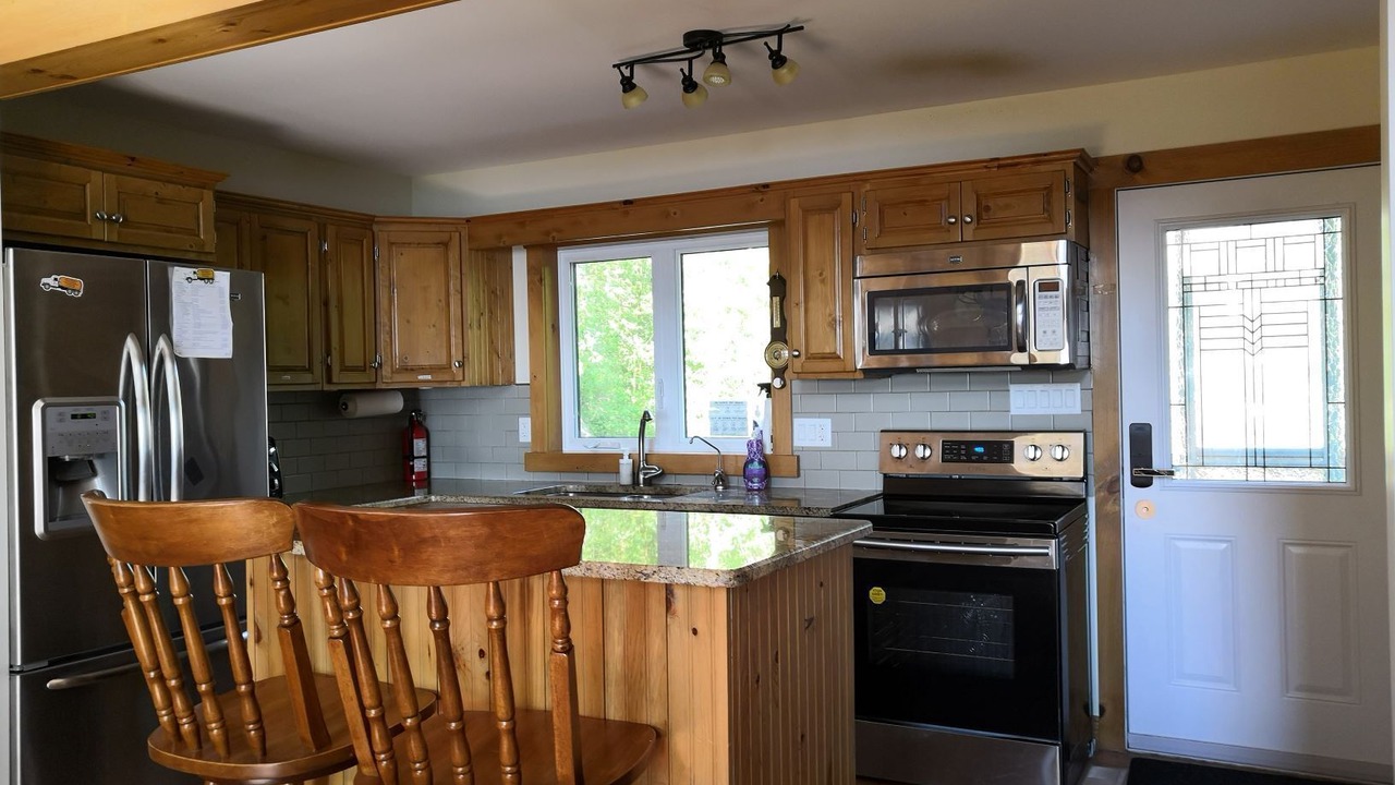 Photo of Kitchen in Colpoys Bay