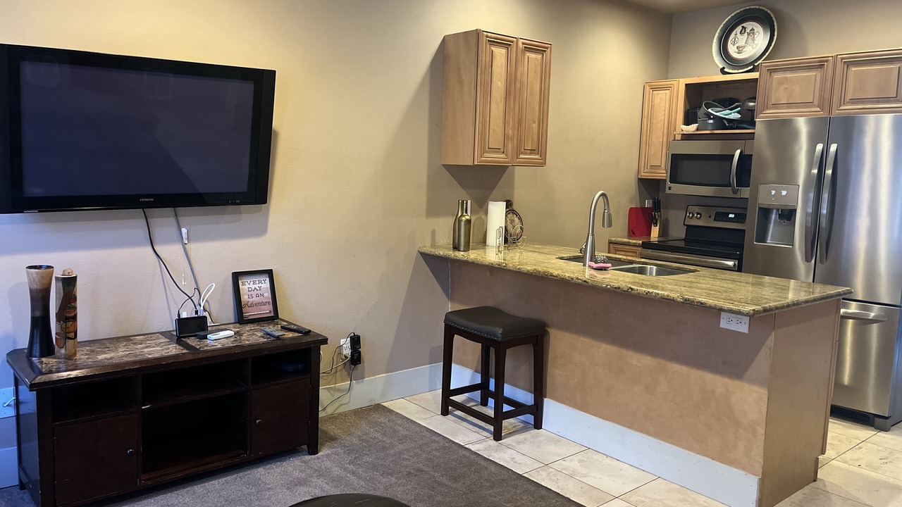 Photo of Kitchen in Cliff - Cannon