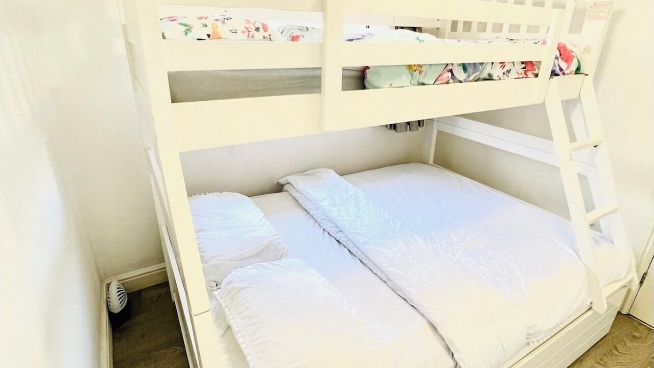 Photo of Others in Bont Newydd