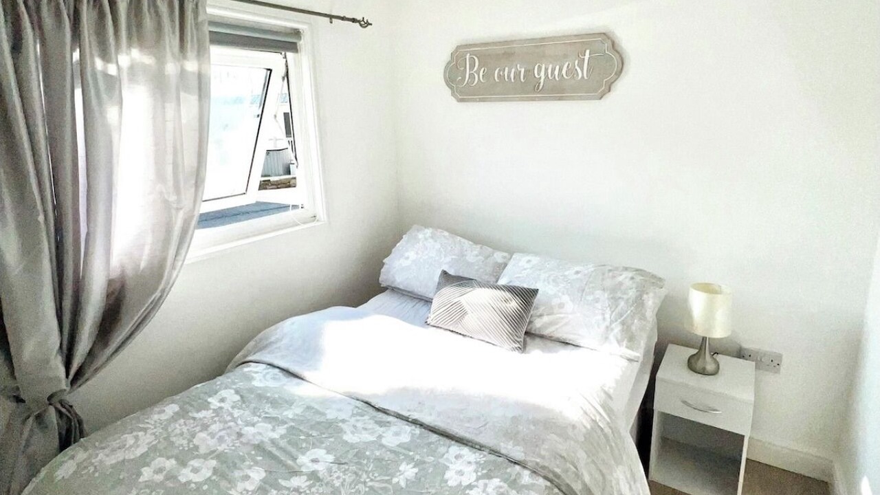 Photo of Others in Bont Newydd