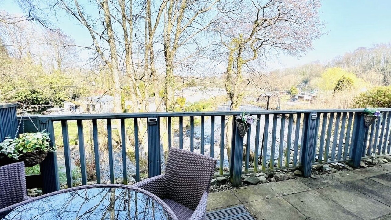 Photo of Others in Bont Newydd