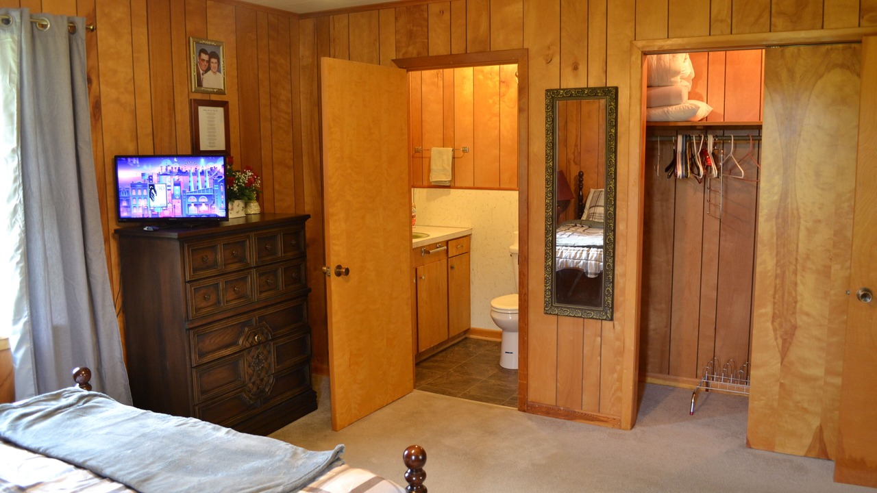 Photo of Bedroom in Pelican