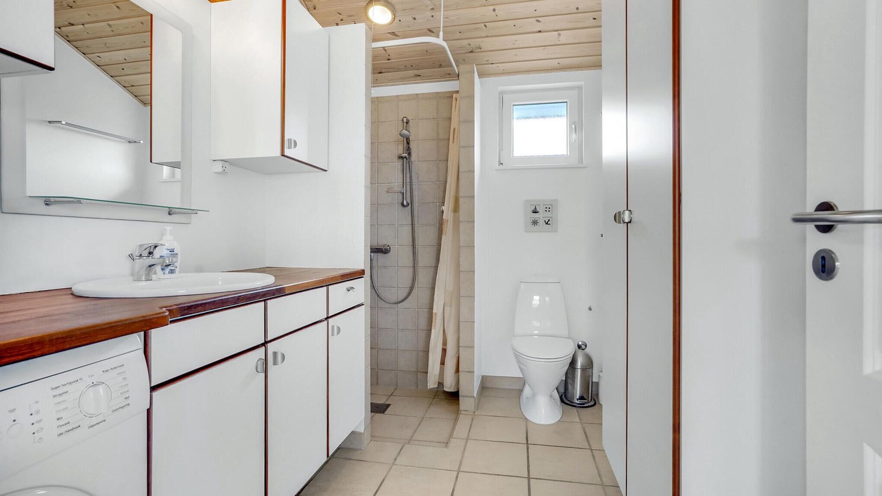 Photo of Bathroom in Frederikshavn