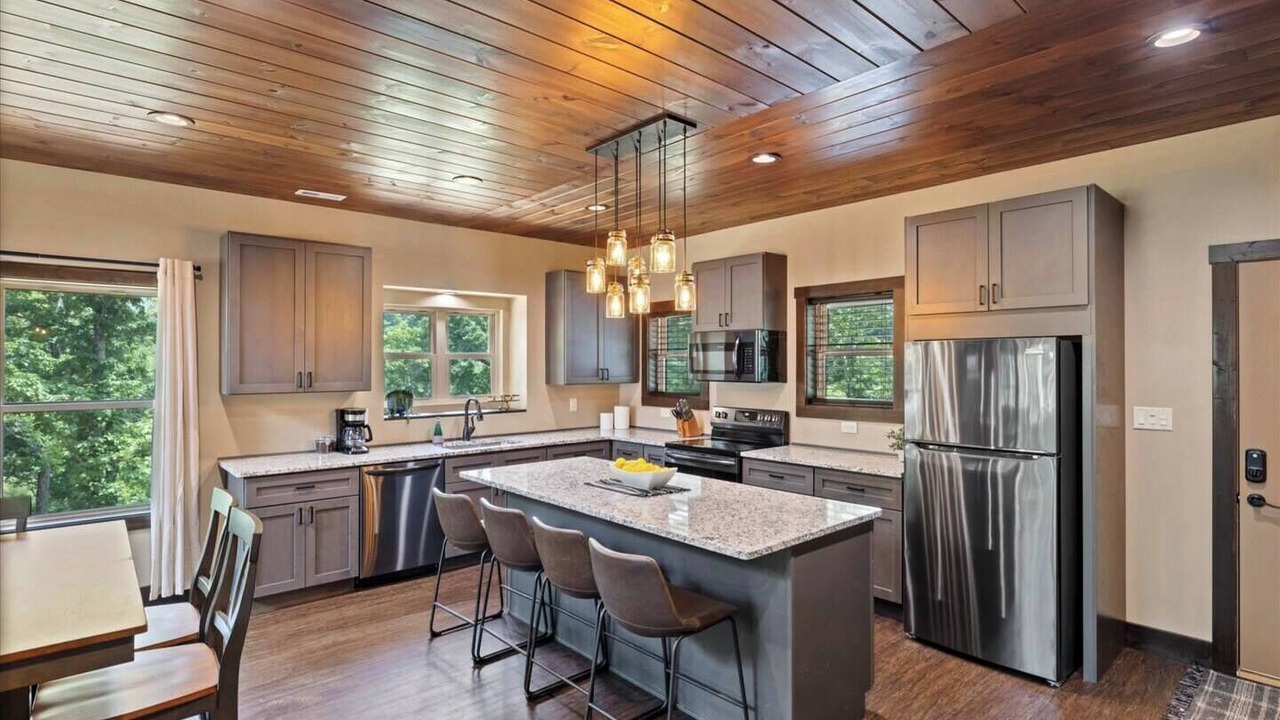 Photo of Kitchen in Wears Valley