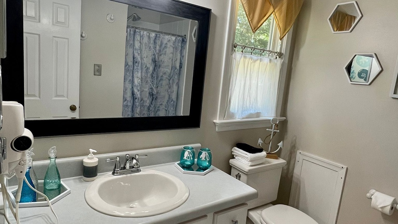 Photo of Bathroom in Ashland