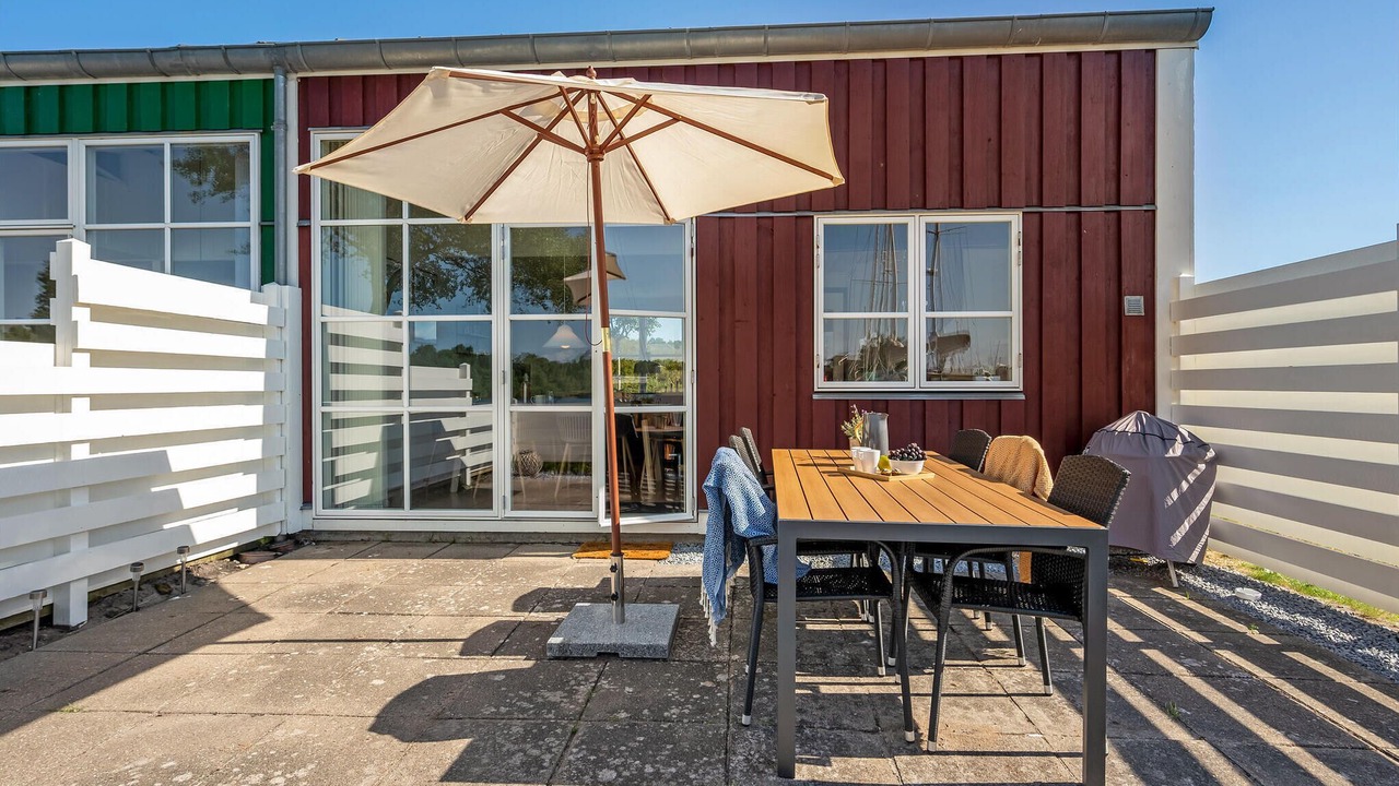 Photo of Others in Øer Strand