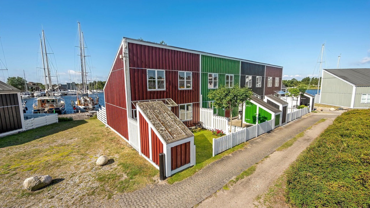 Photo of Others in Øer Strand