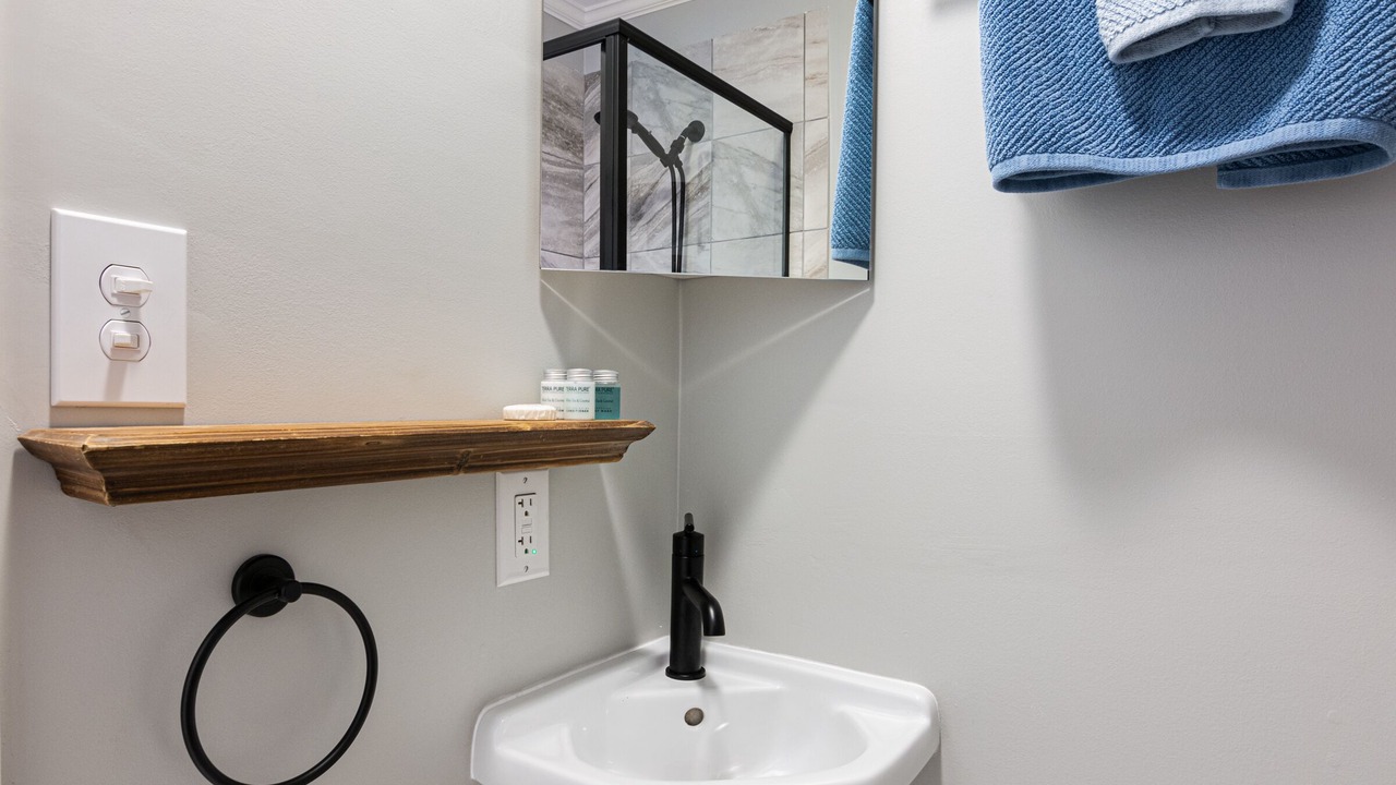 Photo of Bathroom in Valley Hill